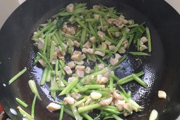 鸡肉炒芹菜的做法图解7
