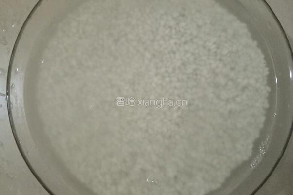 软糯清香荷叶饭的做法图解2