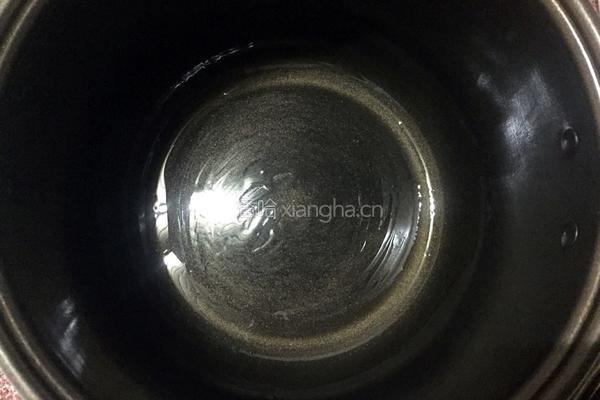 电饭煲煎饺的做法图解2