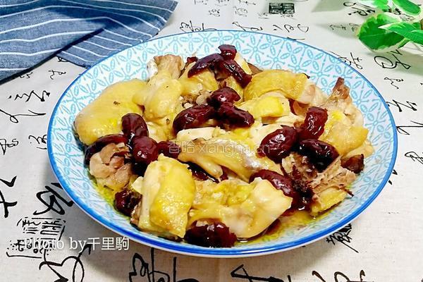 红枣蒸鸡的做法图解7