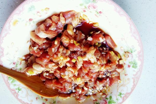 葫芦瓜肉馅饺子的做法图解3
