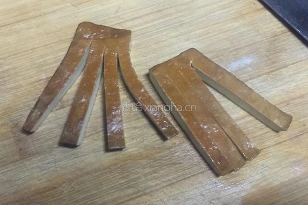 自制麻辣卤豆干的做法图解2