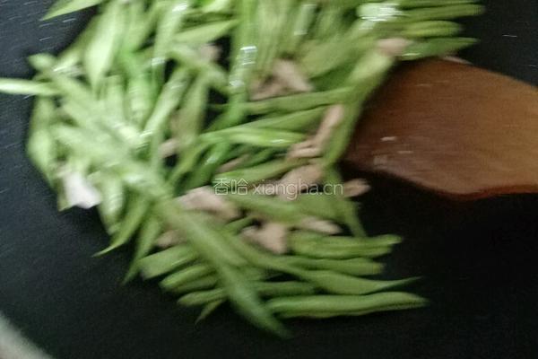 豆角肉丝的做法图解5