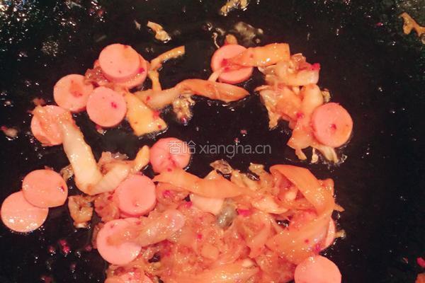 韩式辣白菜炒饭的做法图解3