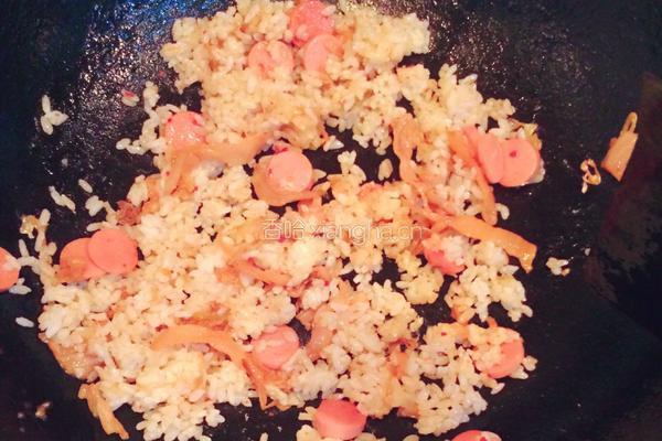 韩式辣白菜炒饭的做法图解4
