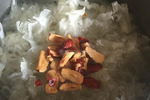 铁皮石斛银耳羹的做法图解9