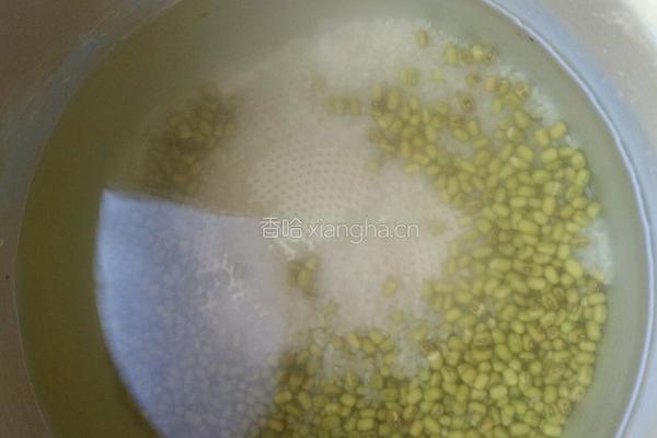 荷叶绿豆粥的做法图解5