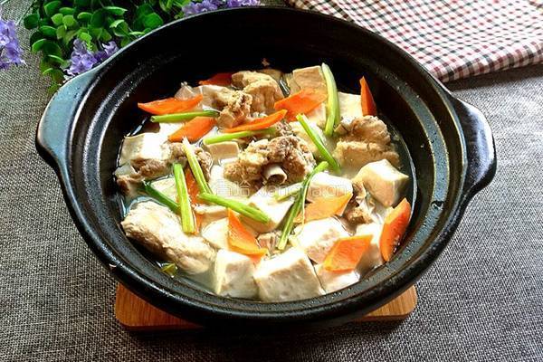 排骨炖豆腐的做法图解8