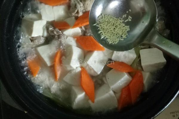 排骨炖豆腐的做法图解6