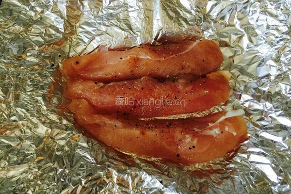 鸡肉牛油果彩蔬沙拉的做法图解1