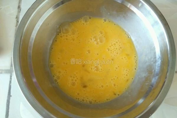 鸭蛋炒韭菜的做法图解2
