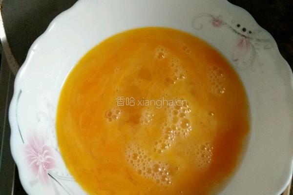 洋葱炒鸡蛋的做法图解1