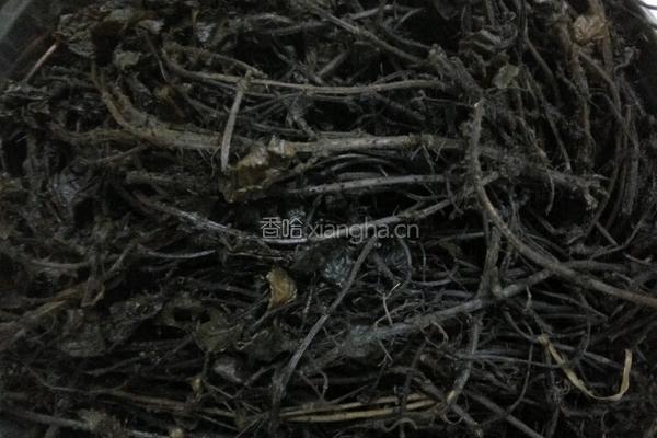 自制黑仙草凉粉的做法图解3