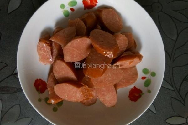 蒜香红肠的做法图解1