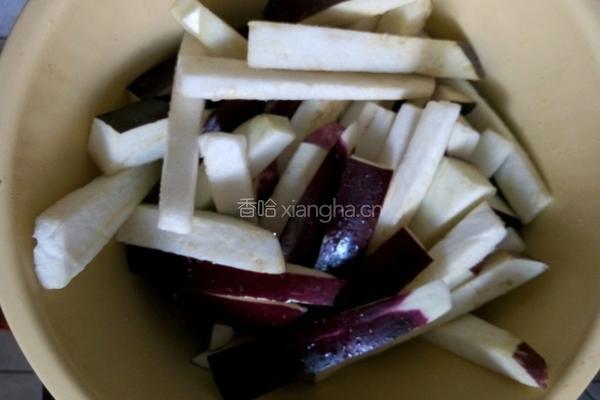 油焖肉末茄子的做法图解1