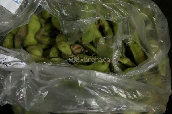 雪菜榨菜毛豆炒肉丝的做法图解1