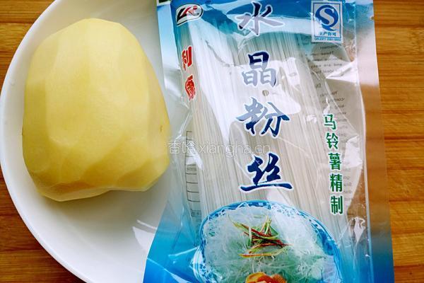 土豆丝炒粉条的做法图解1