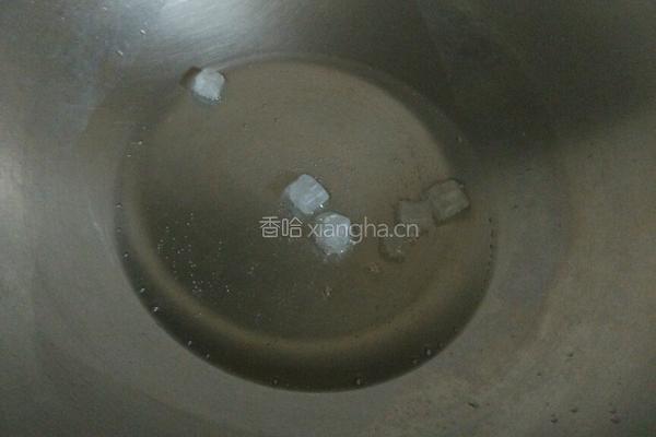 猪皮炒胡萝卜的做法图解2