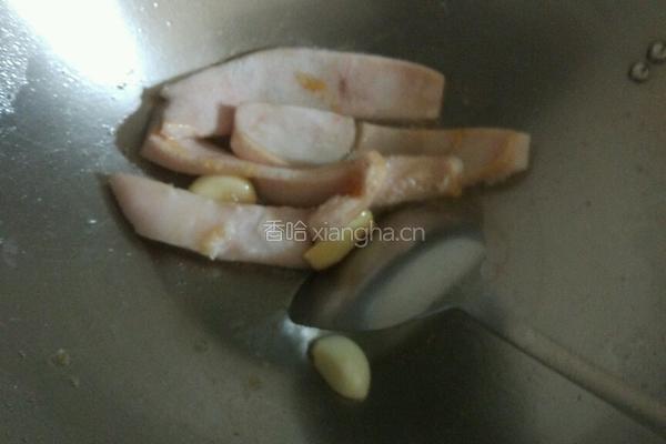 猪皮炒胡萝卜的做法图解3