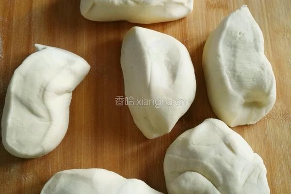 鲤鱼馒头的做法图解4