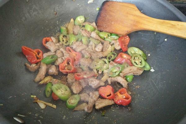 辣椒炒羊肉的做法图解8