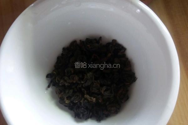 自制奶茶的做法图解1