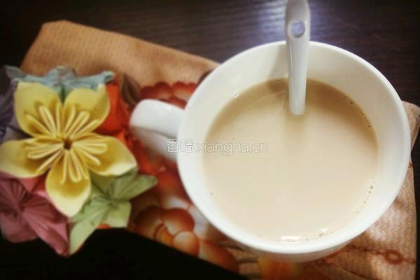 自制奶茶的做法图解6