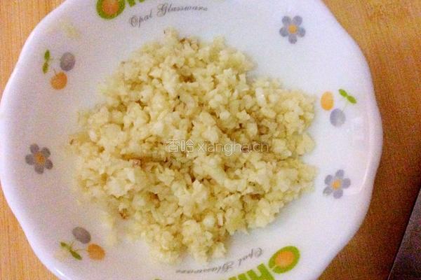 蒜蓉豆豉龙利鱼的做法图解2