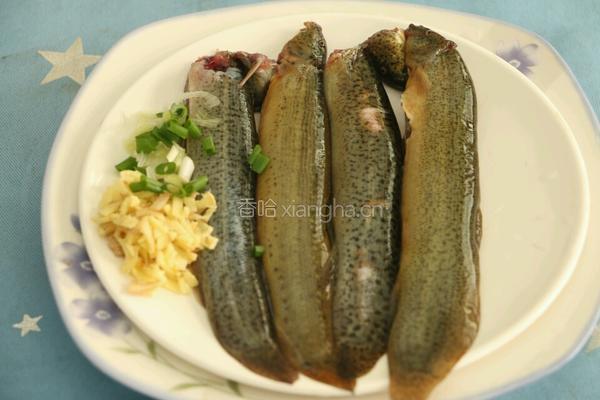 泥鳅鸡蛋汤的做法图解1
