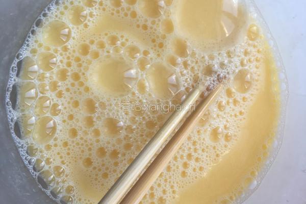 微波炉酱油鸡蛋的做法图解2