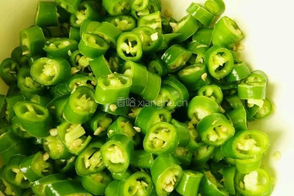 青椒肉酱的做法图解3