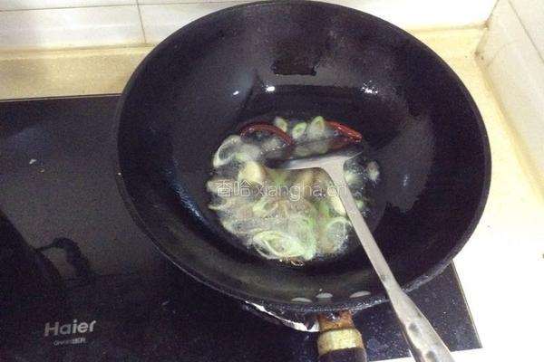 鸡肉炖土豆的做法图解3