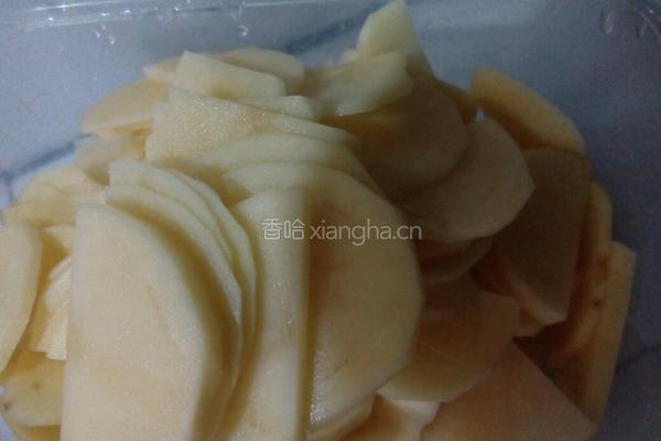 炒土豆片儿的做法图解1