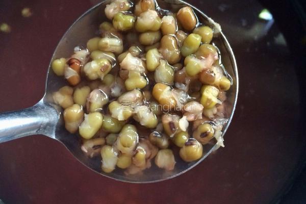 绿豆冬瓜汤的做法图解3