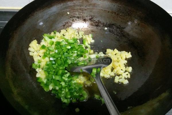 鲜虾芝士五彩焗饭的做法图解5