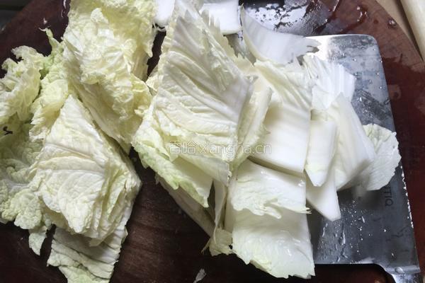 白菜炖排骨的做法图解4