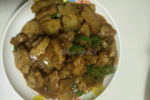 黄豆酱椒圈炆花腩