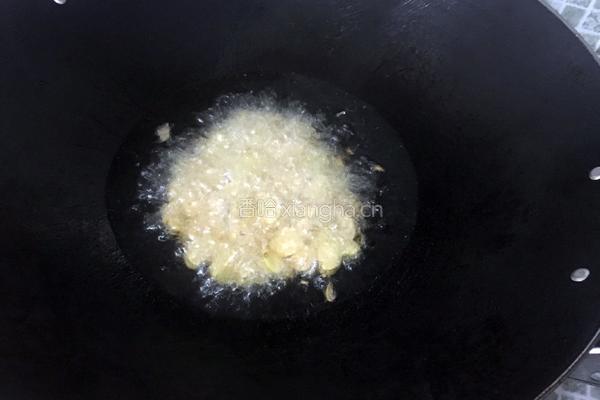 酥炸蚕豆瓣的做法图解4