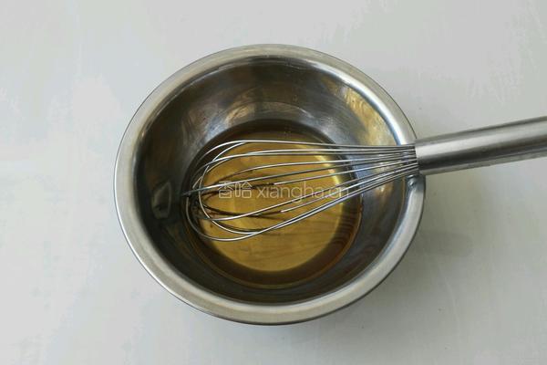 广式莲蓉月饼的做法图解3