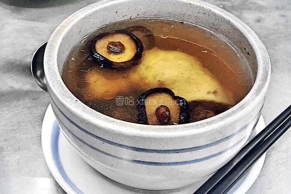 香菇煲鸡汤的做法图解5