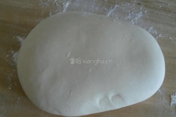 豆角肉馅饺子的做法图解1