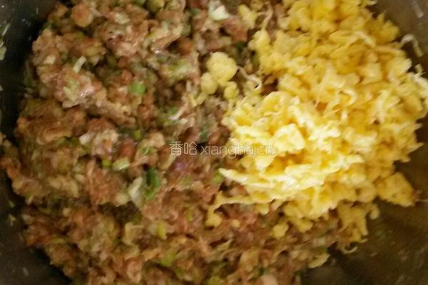 豆角肉馅饺子的做法图解3