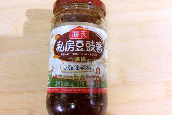 豉汁凤爪的做法图解1