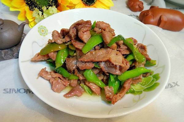 农家炒肉的做法图解1