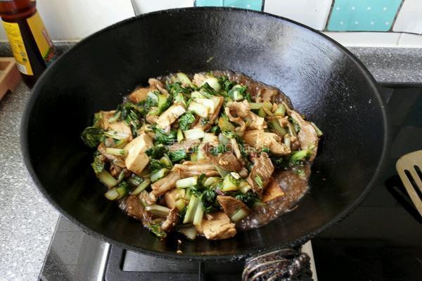 小白菜炒肉的做法图解8