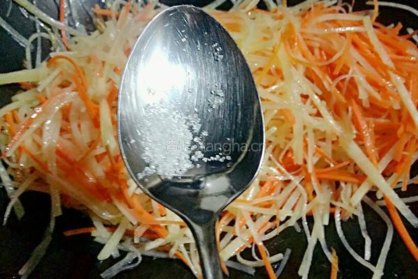 胡萝卜炒土豆的做法图解13