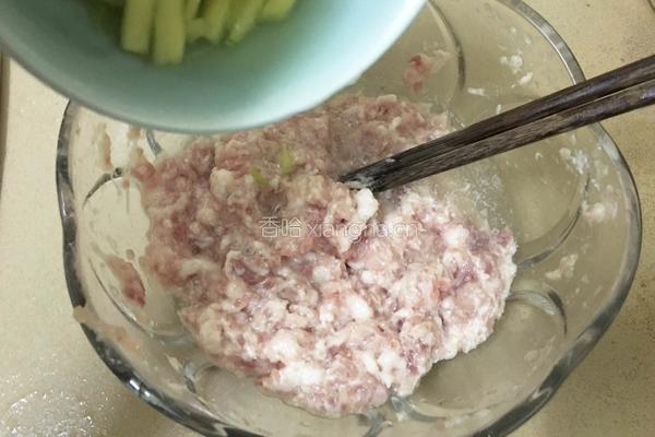 香菇肉丸的做法图解5