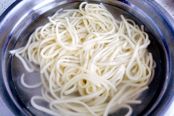 老北京炸酱面的做法图解7