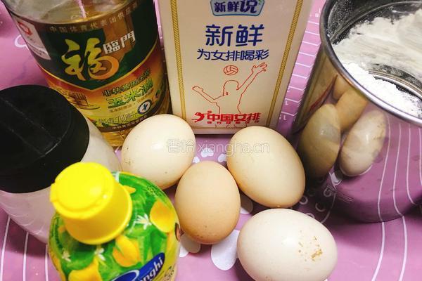 冰淇淋蛋糕的做法图解1