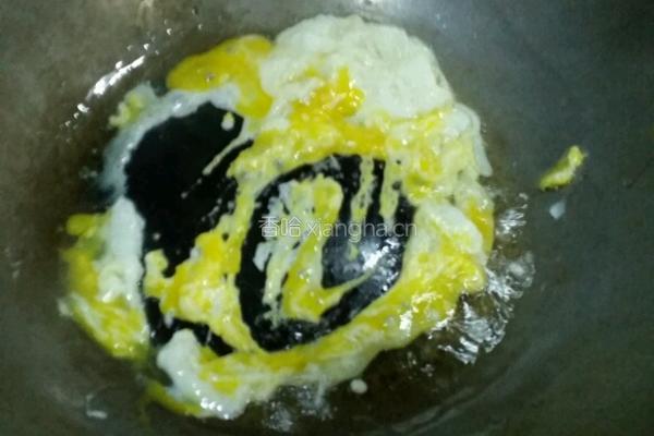 绿豆芽蛋炒饭的做法图解3